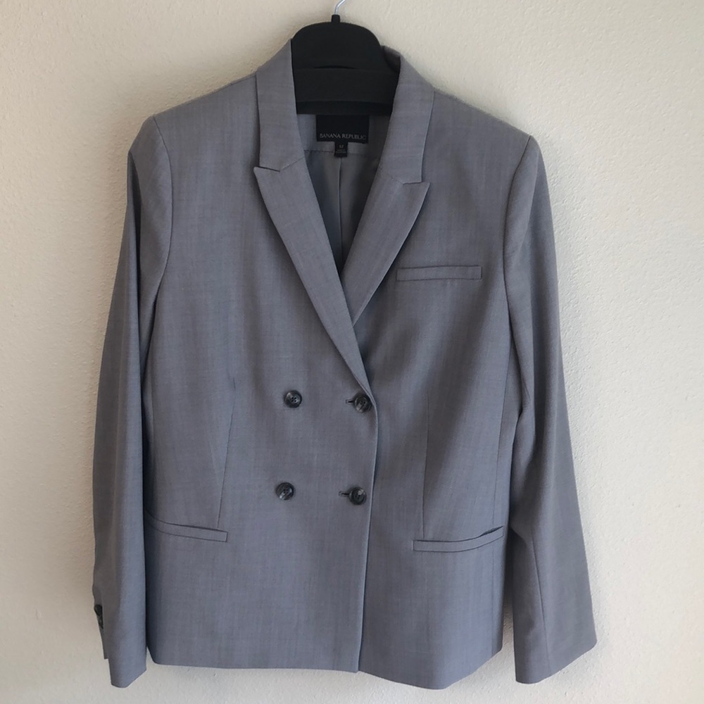Banana Republic Lightweight Wool Blazer